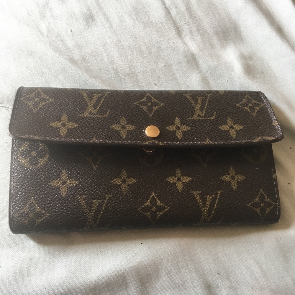 Louis Vuitton authentic wallet